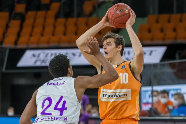 一个类似的 一个类似的